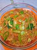 Japchae (bihun goreng korea)