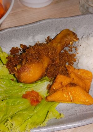 Foto resep Ayam Goreng Lengkuas Bumbu Racik