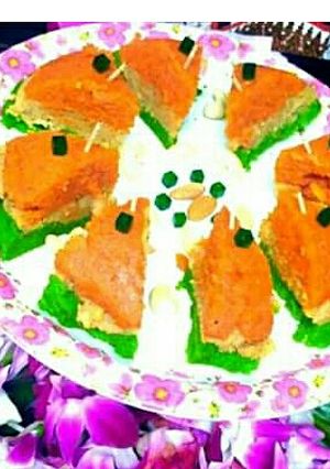 A picture of Tricolour Sooji Halwa.