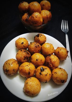 A picture of Rava Maggi Balls.