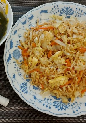 炸醬乾炒麵 的食譜成品照片