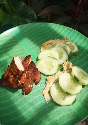 Foto resep #11 GERD/MAAG AYAM PANGGANG SAUS TELUR ASIN DAN TIMUN DIET