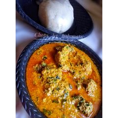 A picture of Egusi soup.