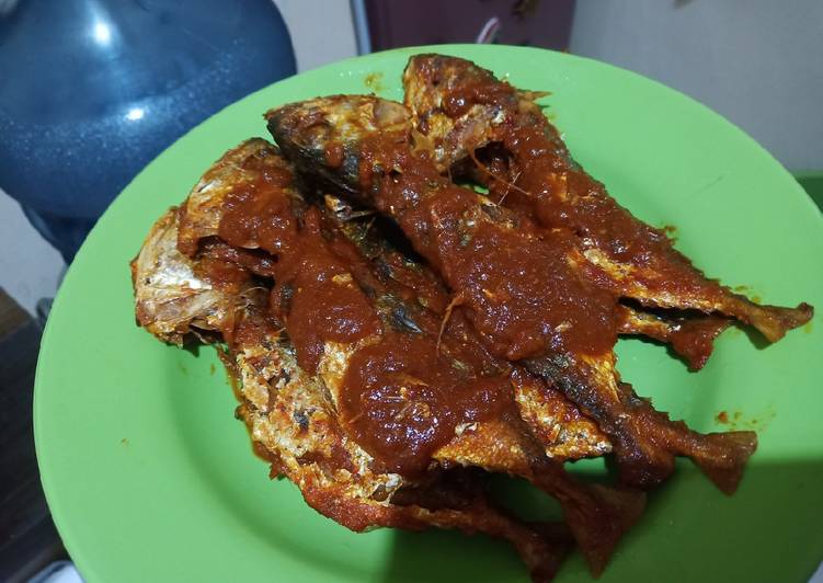 Ikan Kembung Bumbu Bali