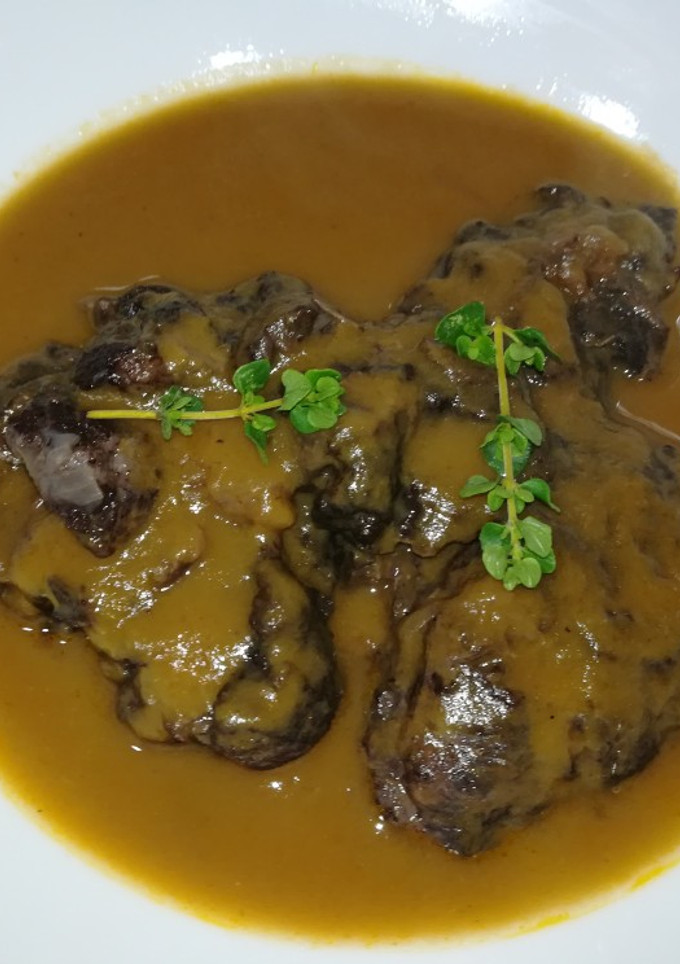 Una foto de Carrillada de ternera al vino tinto