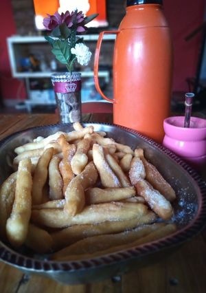 Una foto de Pirulines(masa de churros)😋
