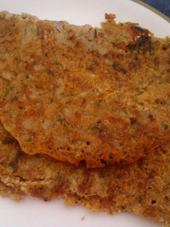 सोयाबीन पैन केक (Soyabean Pan Cake recipe in Hindi) रेसिपी मुख्य फोटो