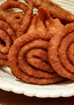 A picture of Rice chakli.
