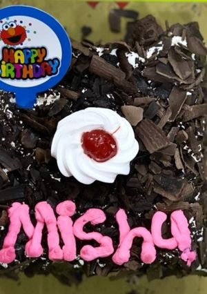 A picture of Death by Chocolate cake.