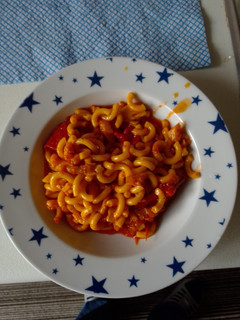 Una foto de Fideuá tres delicias