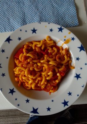 Una foto de Fideuá tres delicias