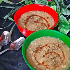 A picture of Chicken knorr veg soup.