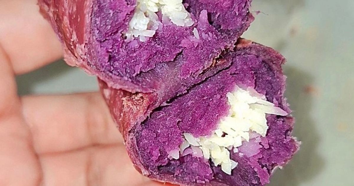 6. Pastel Ubi Ungu