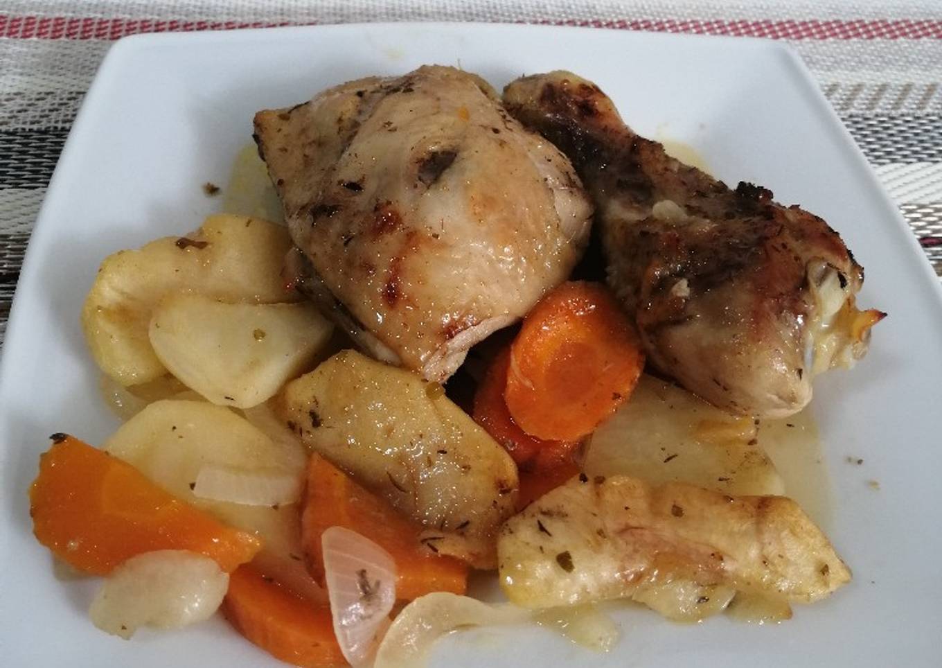 Pollo a la sidra con manzana