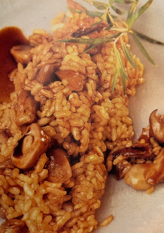 Una foto de Risotto con hongos