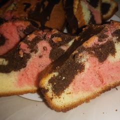 A picture of 3 Color Sponge Cake🎂🍰.
