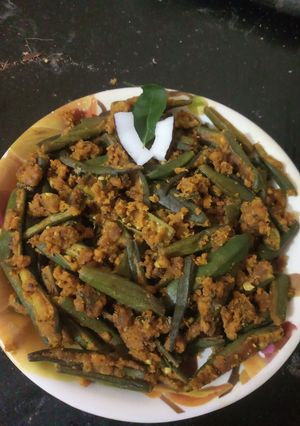 मसालेदार भिंडी (Masaledar bhindi recipe in hindi) रेसिपी मुख्य फोटो
