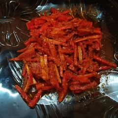 A picture of Gajar ka achar.