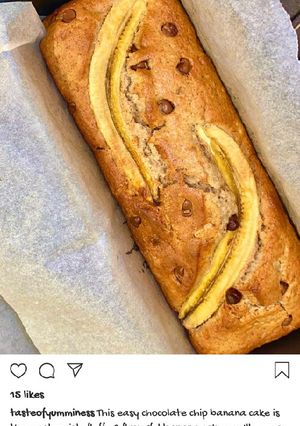 A picture of Chocolate chip banana cake.