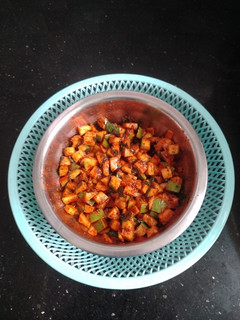 * க்விக் மாங்காய் ஊறுகாய் *(mango pickle recipe in tamil) செய்முறை முக்கிய புகைப்படம்