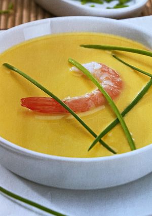 Zdjęcie przepisu Zupa z owoców morza i dyni (Książka Thermomix).