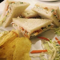 A picture of Cheese corn sandwich toasted.