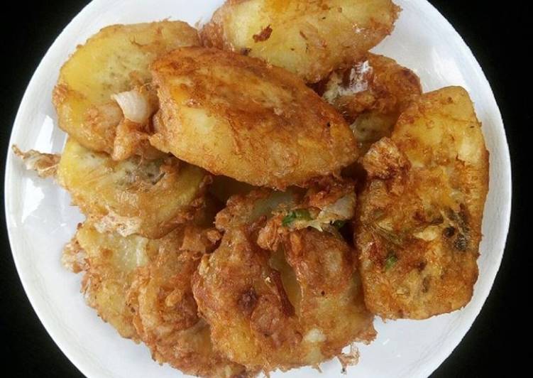 Steps to Prepare Ultimate Fried sweet potato coated with egg