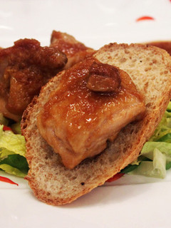 檸檬醬燒雞腿排(豆油伯純釀醬油食譜) 的食譜成品照片