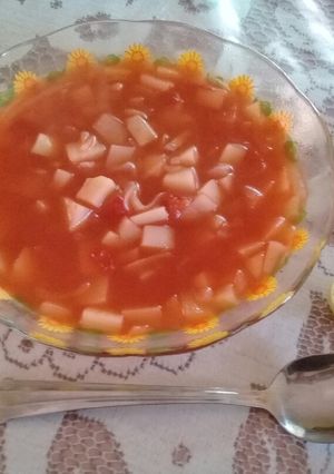 Una foto de Sopita de papa 🥔🥔