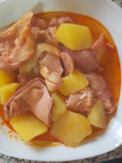 Una foto de Patatas con menudo en olla gm D