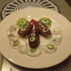 A picture of Kafta kabab.