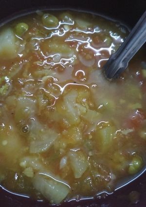A picture of Chinese soup.
