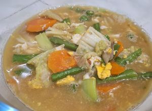 Foto resep 🍲 Bekal Sekolah 15 Menit. Capcay Kuah Sehat + Telur