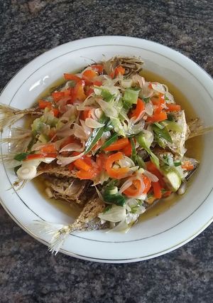 Foto resep Ikan kembung goreng sambel matah
