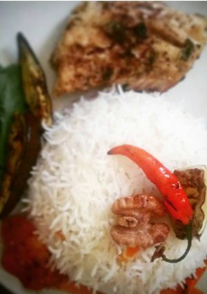 صورة لوصفة رز مع سمك مشوي