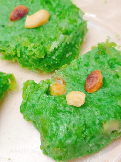 A picture of Lauki burfi.