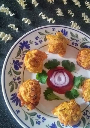 A picture of Maggi vada.