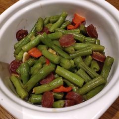 A picture of String Bean with Chinese Sausage.