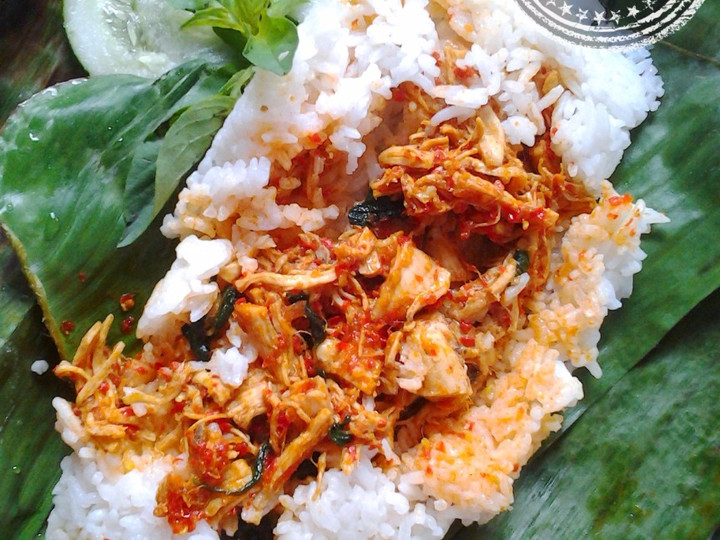 Resep: Nasi Bakar Ayam Suwir Kemangi Bumbu Bali Anti Gagal