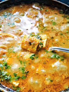 पनीर बटर मसाला (Paneer Butter Masala Recipe In Marathi) रेसिपी चे मुख्य फोटो