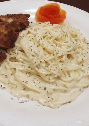 Foto resep Spaghetti carbonara dengan chicken katsu