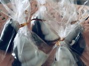Una foto de alfajor havanna