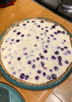 Una foto de Kuchen de yogurt y arándanos