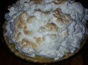 Una foto de merengue tradicional