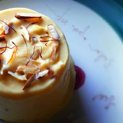 A picture of Mango Kulfi.