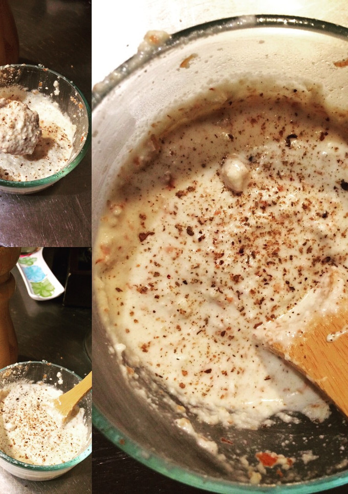 Una foto de Almond Vegan Ranch