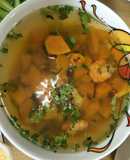 Canh bí đỏ nấu tôm