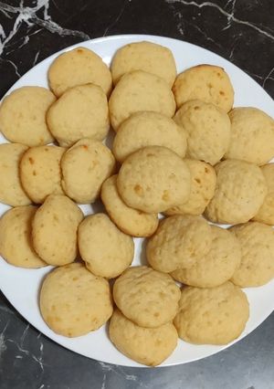 صورة لوصفة بسكوت بالجبنة الرومي
