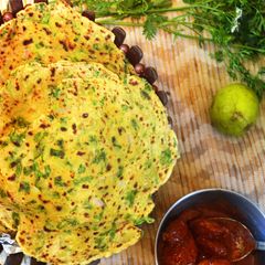 A picture of Palak Paneer Paratha.