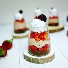 A picture of Oreoberry Parfait.